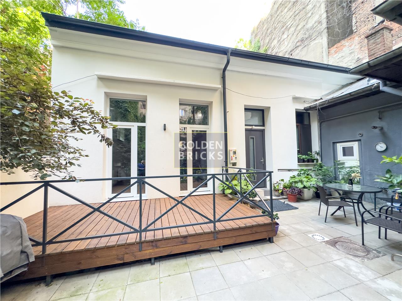 House / villa for rent 100 sqm in Bucuresti, Domenii area