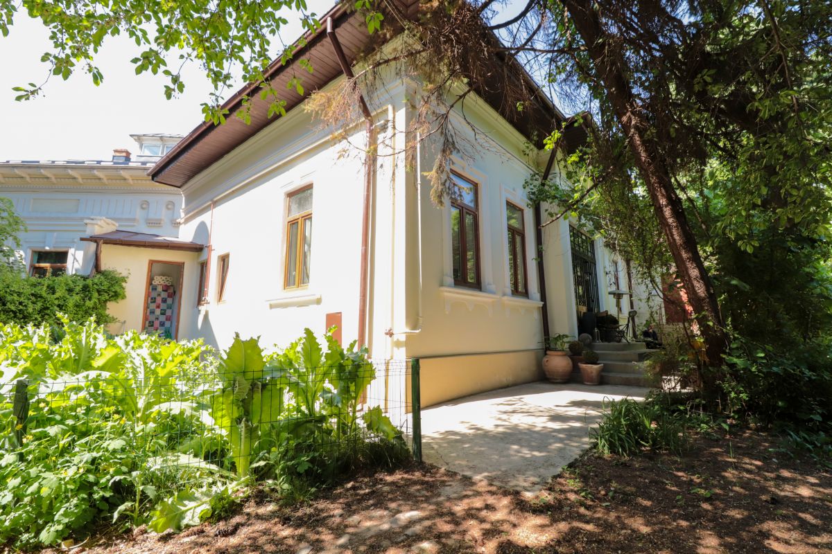 House / villa for rent 105 sqm in Bucuresti, Gradina Icoanei area