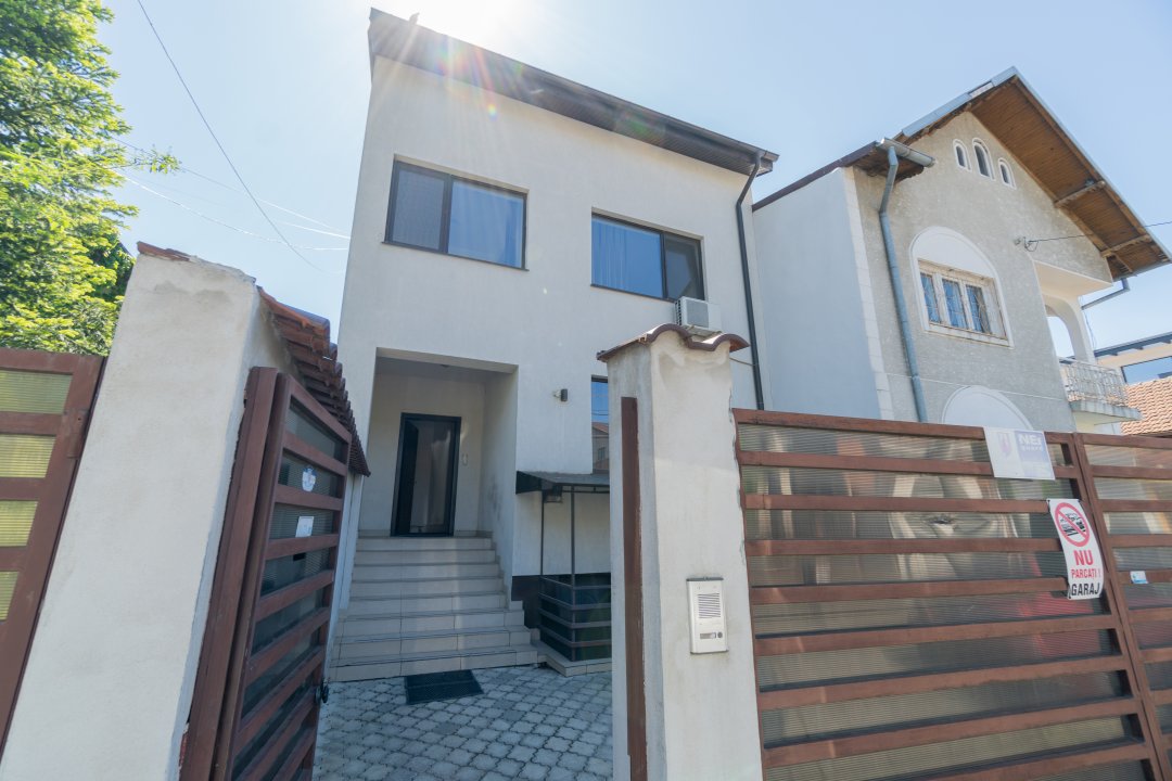 House / villa for rent 270 sqm in Bucuresti, 1 Mai area