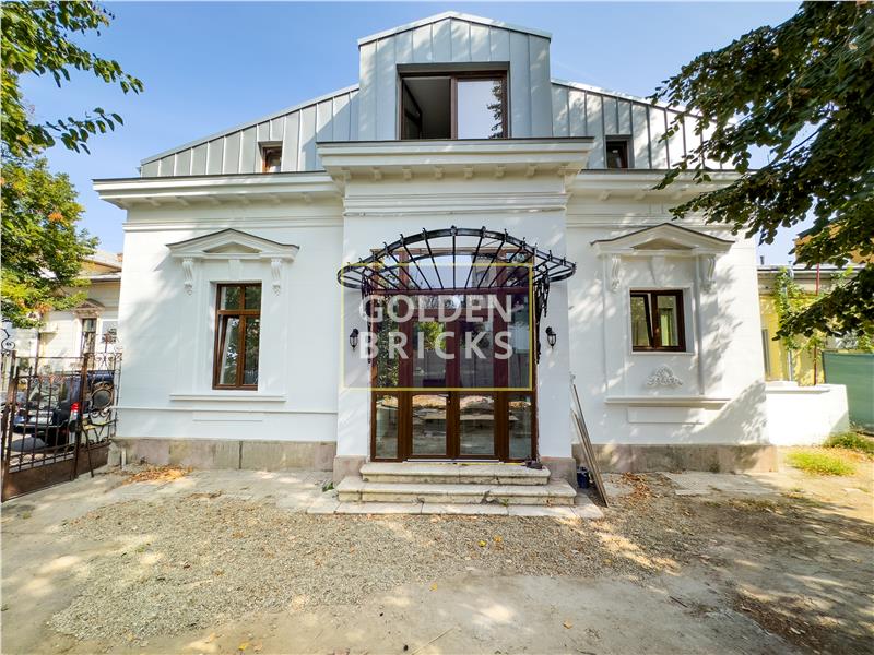 Universitate | prima inchiriere | curte 200mp | renovata 2023
